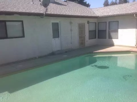 2825 Driftwood Dr, Madera, CA 93637 photo 3