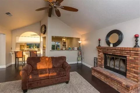 3096 Burl Ave, Clovis, CA 93611 photo 3