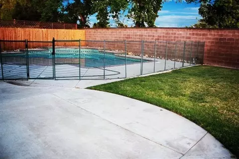 281 Greystone Cir, Lemoore, CA 93245 photo 7