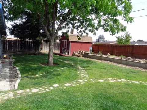 46 Rall Ave, Clovis, CA 93612 photo 10