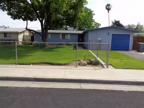 46 Rall Ave, Clovis, CA 93612 photo 2