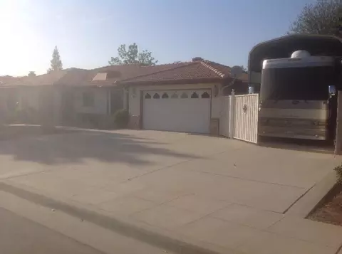 2319 Judith Way, Madera, CA 93637 photo 2