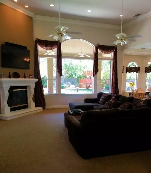 2550 Deauville Cir, Clovis, CA 93619 photo 8