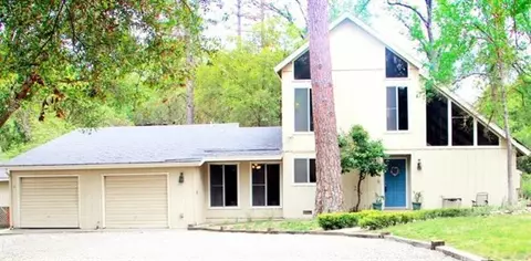 39339 Pine Ridge Rd, Oakhurst, CA 93644 photo 2