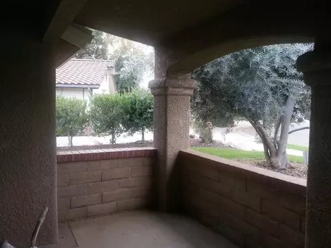 829 Suburban Ave, Madera, CA 93637 photo 2