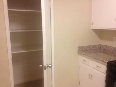 29310 Anapola Ct, Madera, CA 93638 photo 4