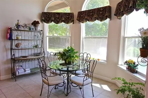 2572 Trenton Ave, Clovis, CA 93619 photo 9