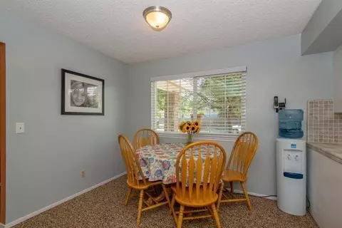 1827 Mitchell Ave, Clovis, CA 93611 photo 5