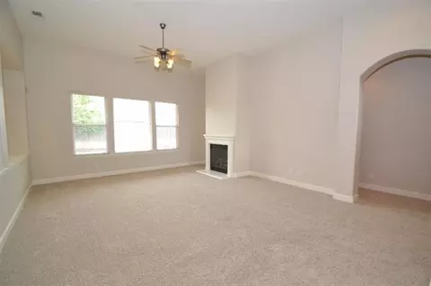 3024 Rall Ave, Clovis, CA 93619 photo 2