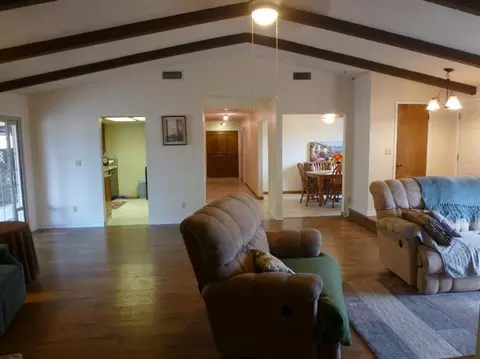 17363 Benecia Rd, Madera, CA 93636 photo 2