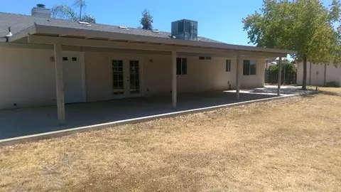 17608 Fairfield Dr, Madera, CA 93638 photo 8
