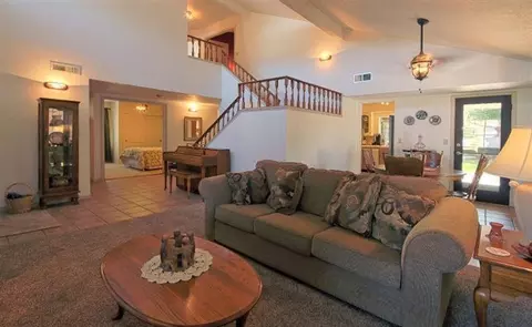 921 Burgan Ave, Clovis, CA 93611 photo 6