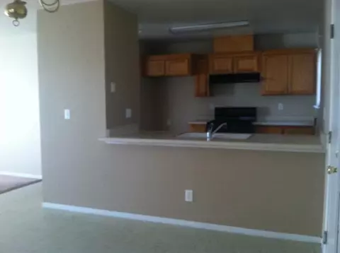 1005 Las Casas Ln, Madera, CA 93638 photo 4