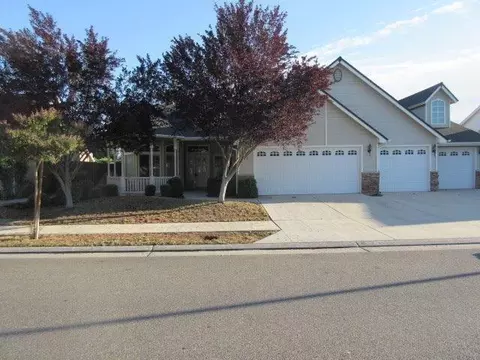 295 Serena Ave, Clovis, CA 93619 photo 1
