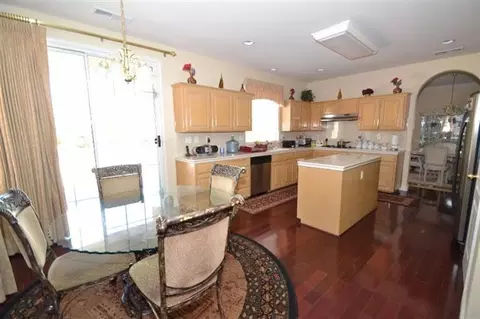 1883 N Carolina Ave, Clovis, CA 93619 photo 5