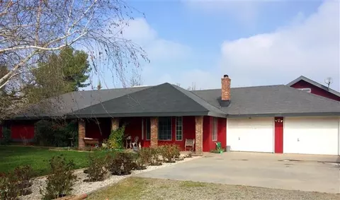 36559 Kenneth Ave, Madera, CA 93636 photo 1