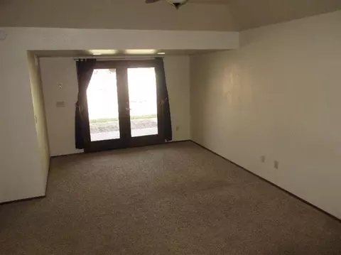 2393 Dutra Way, Madera, CA 93637 photo 5