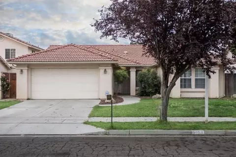 2723 Gamay Ave, Madera, CA 93637 photo 1