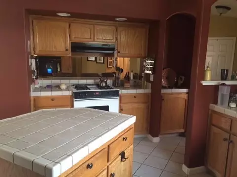 2858 Eagle Way, Madera, CA 93637 photo 2