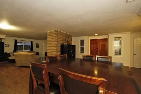66 N Manila Ave, Clovis, CA 93612 photo 4
