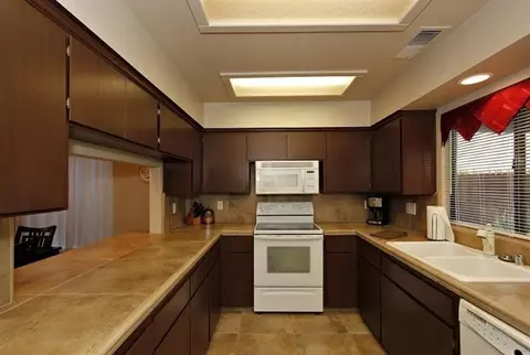 719 N Fordham Ave, Clovis, CA 93611 photo 8