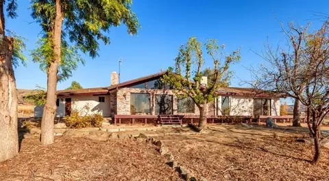 21385 Auberry Rd, Clovis, CA 93619 photo 1