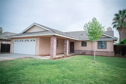 3217 Renn Ave, Clovis, CA 93611 photo 1