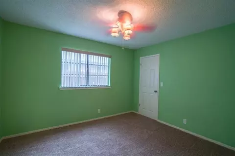 3217 Renn Ave, Clovis, CA 93611 photo 10