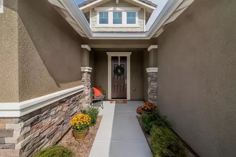 3547 Trenton Ln, Clovis, CA 93619 photo 2