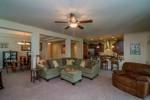 3547 Trenton Ln, Clovis, CA 93619 photo 8