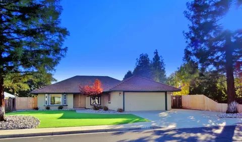 2274 Purvis Ave, Clovis, CA 93611 photo 1