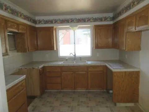 1644 Mitchell Ave, Clovis, CA 93611 photo 2