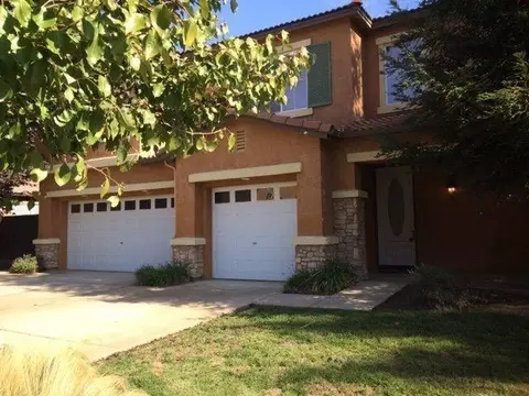 842 Fenmore Ave, Sanger, CA 93657 photo 2