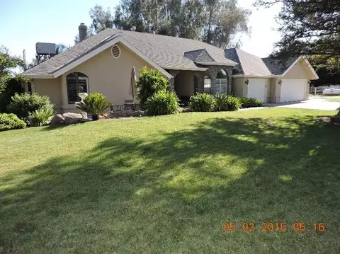 5893 E Silaxo Rd, Clovis, CA 93619 photo 1
