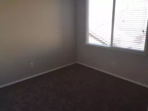 649 W Fontaine Ln, Clovis, CA 93619 photo 5