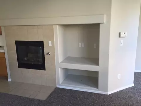 649 W Fontaine Ln, Clovis, CA 93619 photo 6