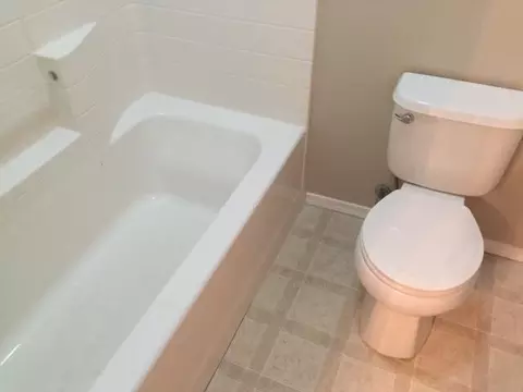 649 W Fontaine Ln, Clovis, CA 93619 photo 8