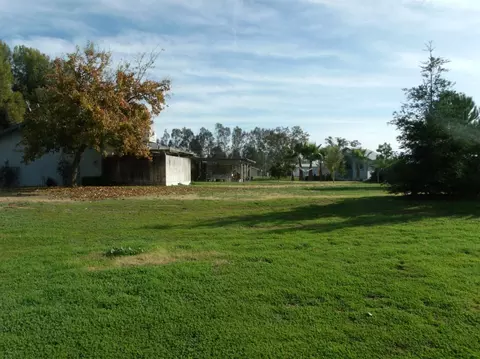 12821 E Ashcroft Ave, Sanger, CA 93657 photo 5