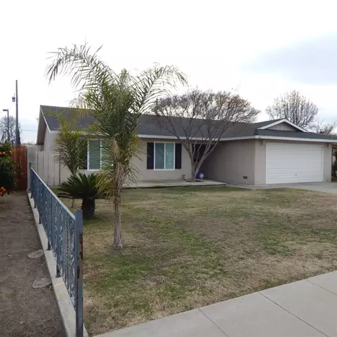 2013 Hicks St, Selma, CA 93662 photo 1