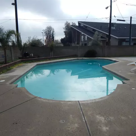 2013 Hicks St, Selma, CA 93662 photo 5
