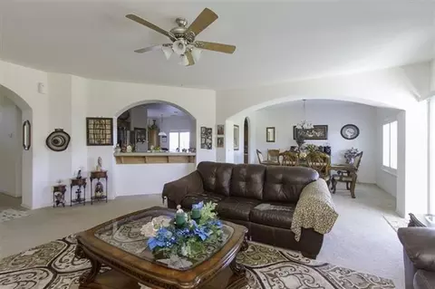 1609 Morro Ln, Lemoore, CA 93245 photo 10