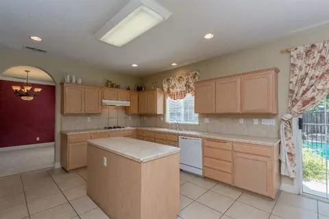 2362 Prescott Ave, Clovis, CA 93619 photo 10