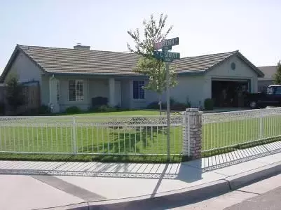 14309 W C St, Kerman, CA 93630 photo 1