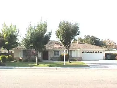 157 Post Ave, Sanger, CA 93657 photo 1