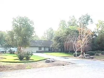 6352 N Montana, Clovis, CA 93611 photo 1
