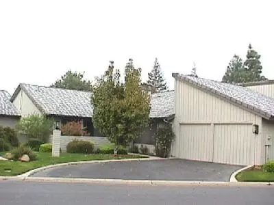 1586 Tollhouse Ln, Clovis, CA 93611 photo 1