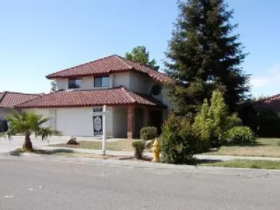 2505 Meadowrest, Madera, CA 93637 photo 1