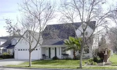 805 N Chapel Hill Ave, Clovis, CA 93611 photo 1
