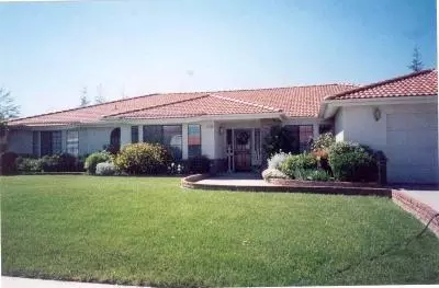 2338 Dutra, Madera, CA 93637 photo 1