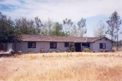 18284 Fairfield, Madera, CA 93638 photo 1
